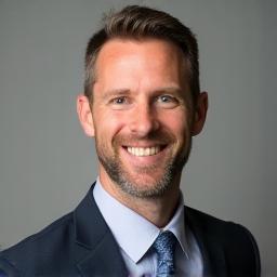 Portret van Tom Janssen, klantenservice medewerker
